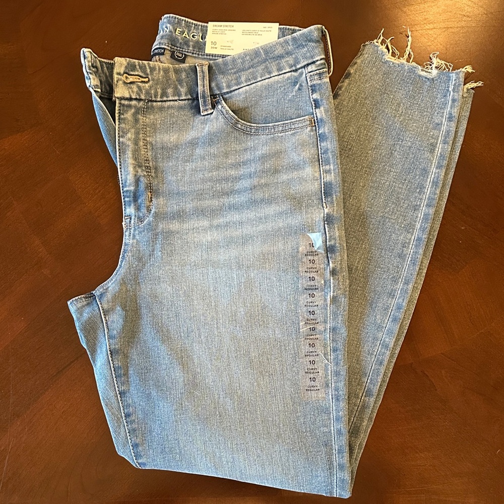 American Eagle Outfitters Light Wash Curvy Skinny Jeans - Frayed Hem